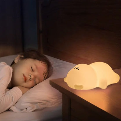 Bebe veilleuse lumière douce sommeil