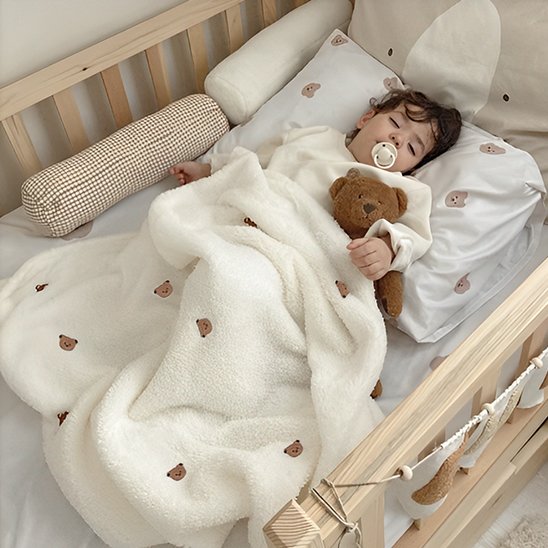 Couverture bébé douce nounou