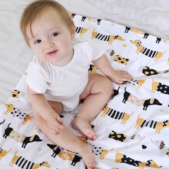 Couverture bébé doudou assis
