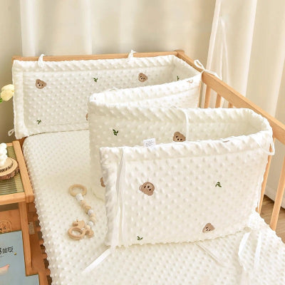 tour de lit bébé